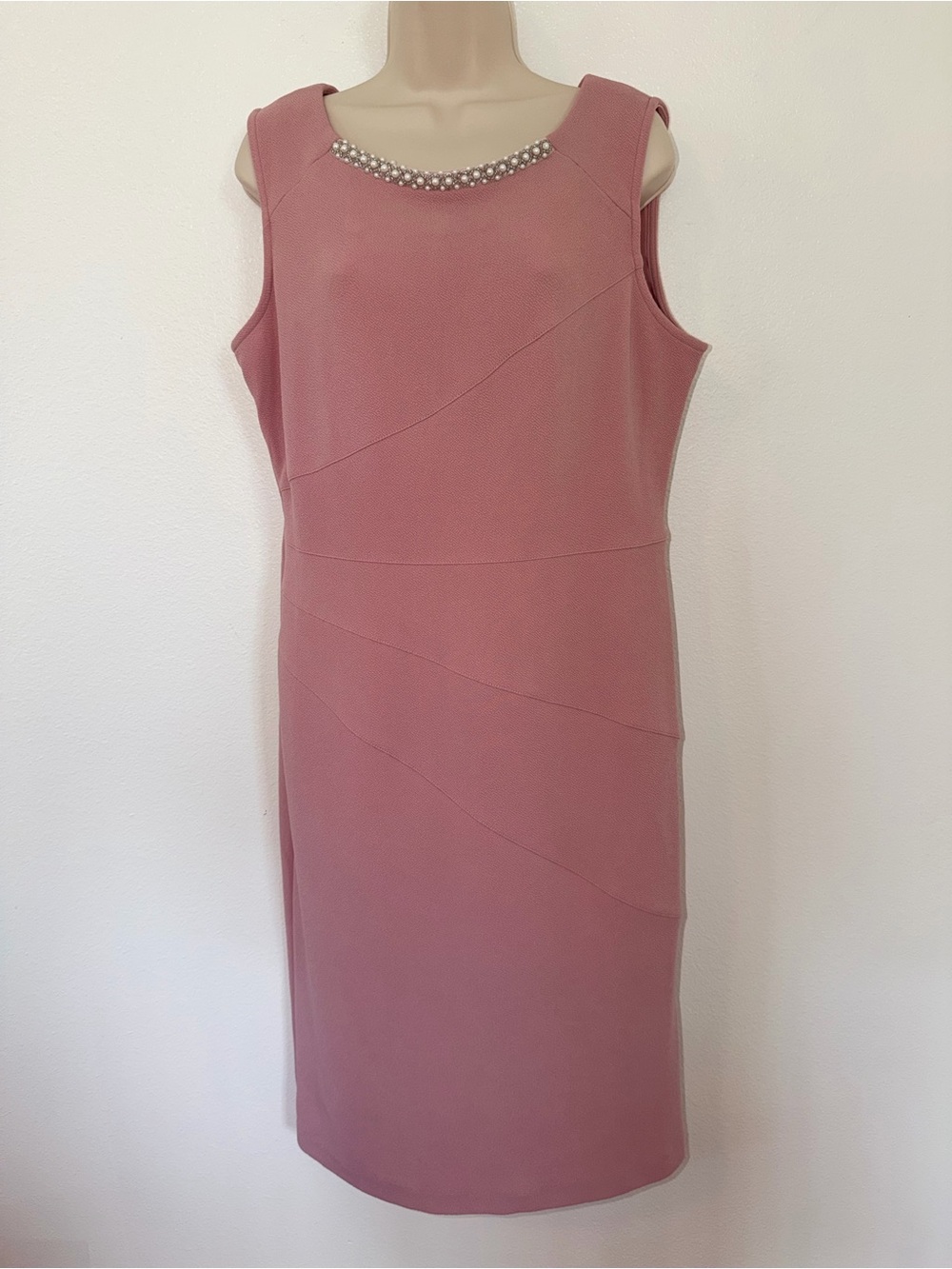 Sleeveless Midi Dress with Pearl-Trim Neckline in Dusty Rose